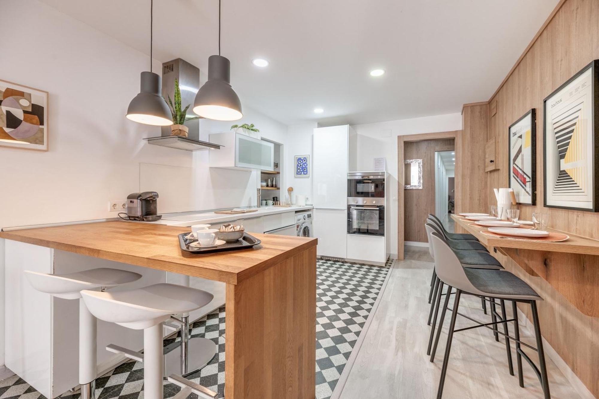 Victoria 16 Premium By Nagoa Homes Малага Екстер'єр фото