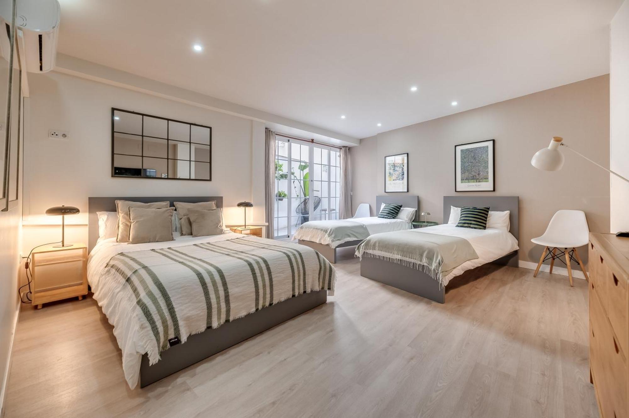 Victoria 16 Premium By Nagoa Homes Малага Екстер'єр фото